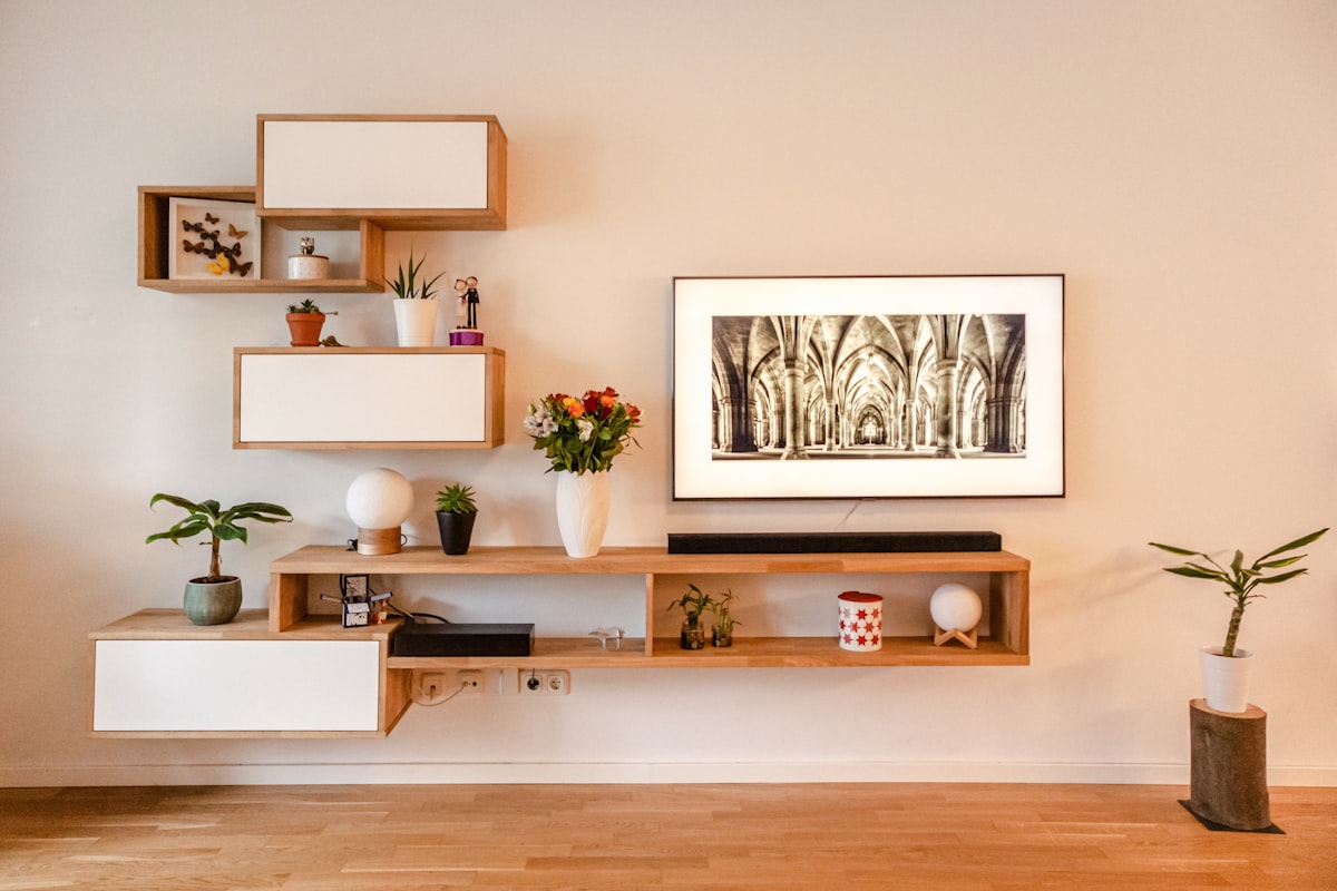 Assembled cube shelving unit
